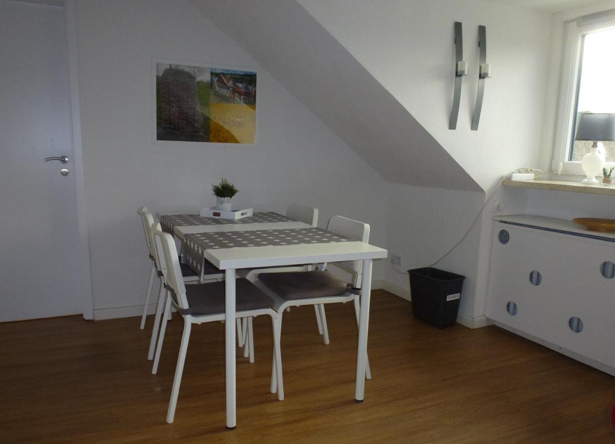 Ferienwohnung Am Runenstein 7 Busdorf Zewnętrze zdjęcie