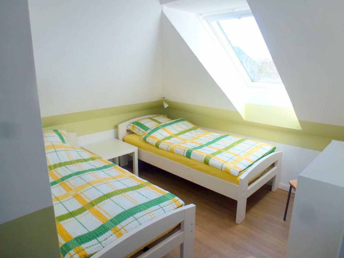 Ferienwohnung Am Runenstein 7 Busdorf Zewnętrze zdjęcie